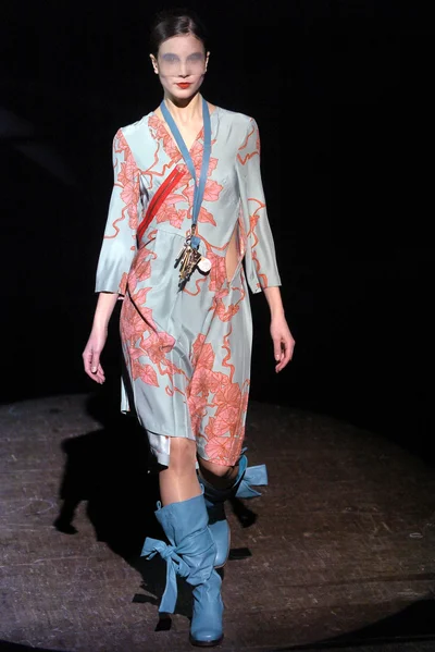 Look 25